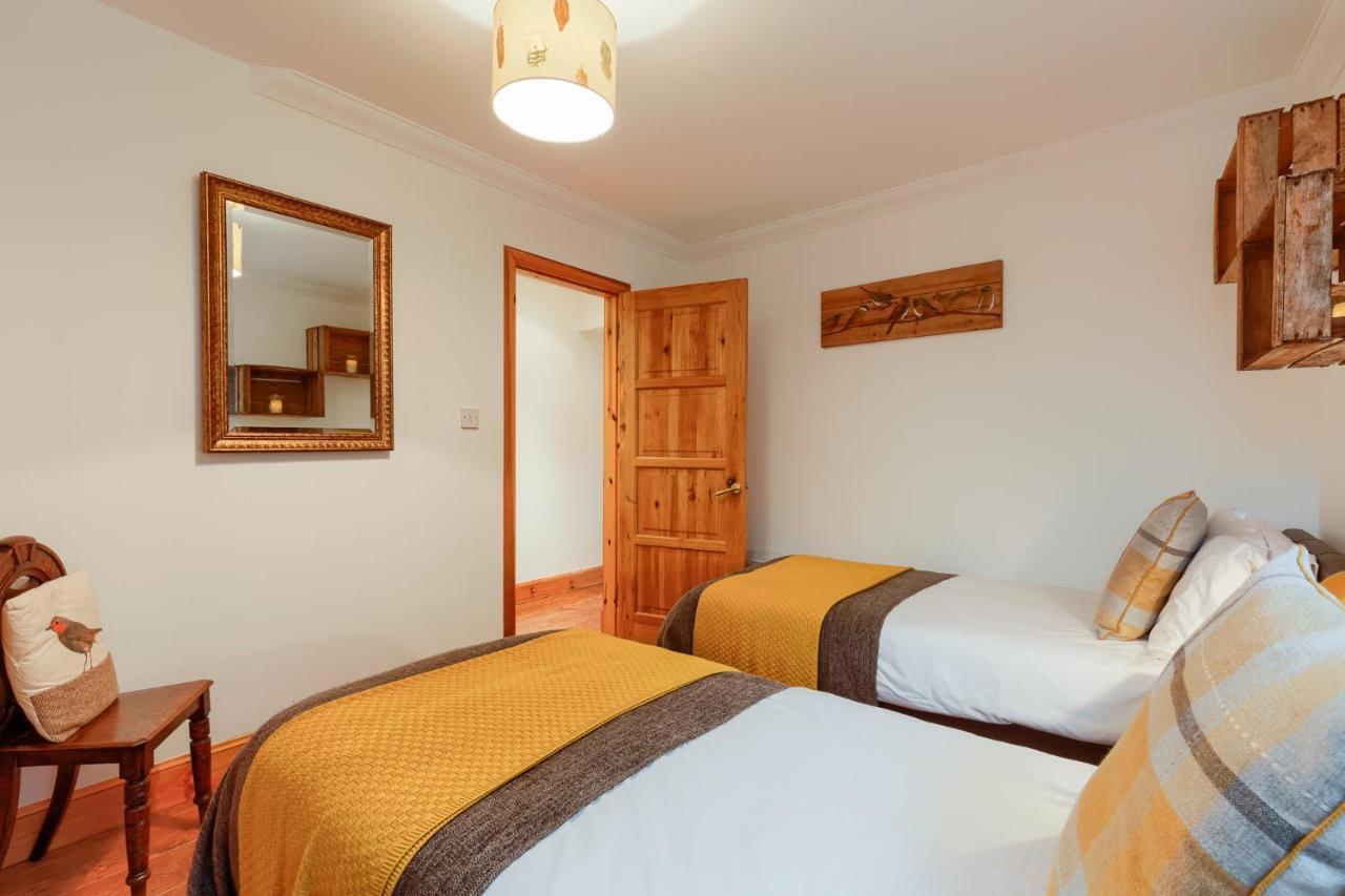 Dundas Flat, 1 Bedroom, Comrie Exterior photo